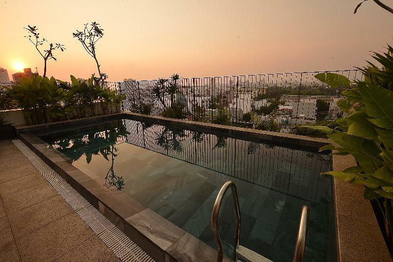 Moon Hotel And Apartment Da Nang Zewnętrze zdjęcie